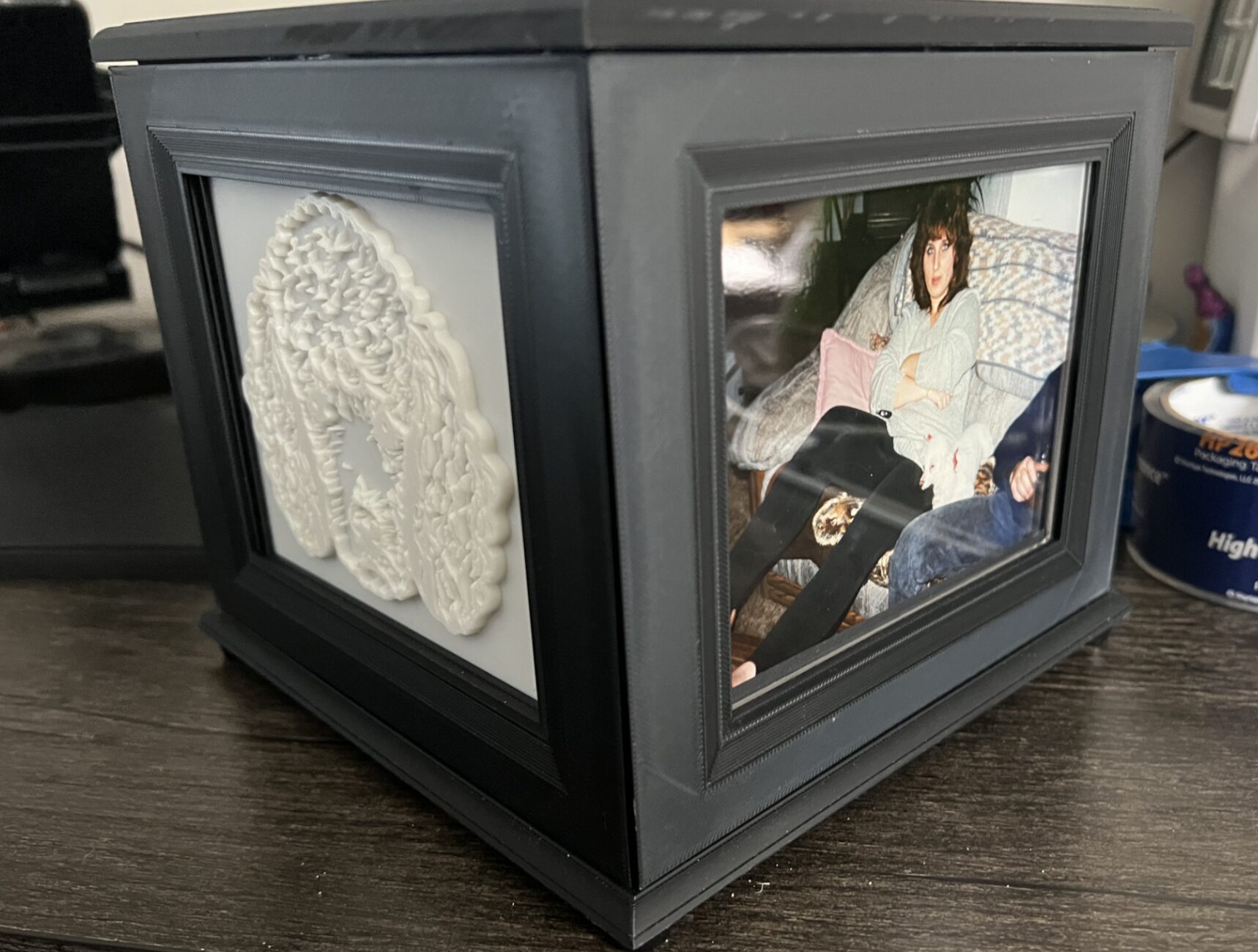 Memorial cube